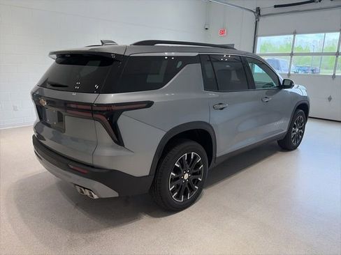 New 2026 Chevrolet Traverse LT w/ Sun and Wheel Package AWD/4WD image 6