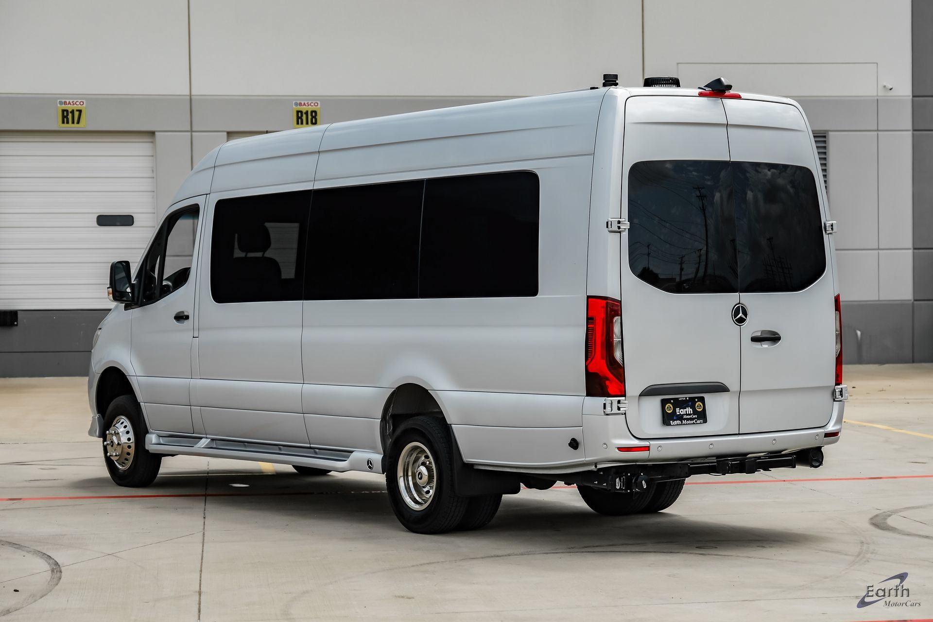 Used 2023 Mercedes-Benz Sprinter 3500 image 10