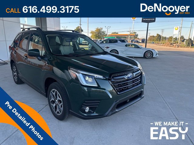 Used 2024 Subaru Forester Premium AWD/4WD image 2