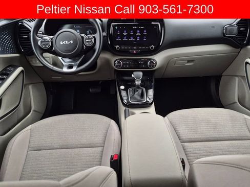 Used 2025 Kia Soul EX FWD image 24