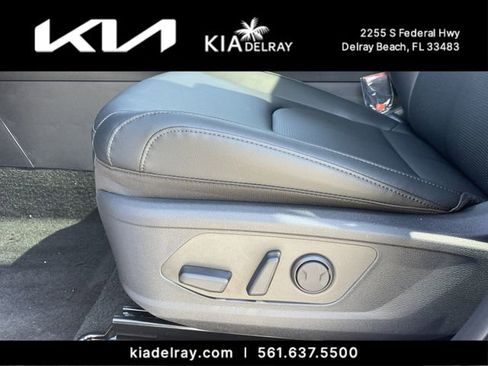 New 2026 Kia Sportage EX image 18