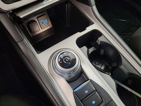 Used 2023 Ford Explorer XLT image 22