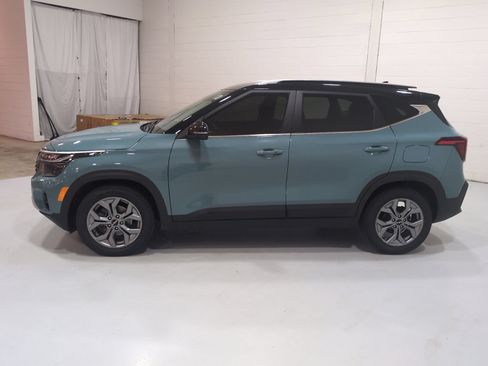 Certified 2024 Kia Seltos S FWD image 6
