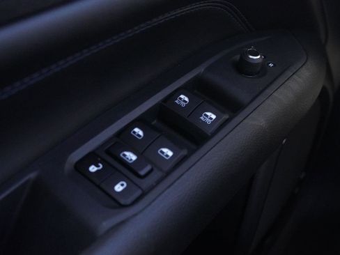 New 2026 Jeep Compass Limited image 19