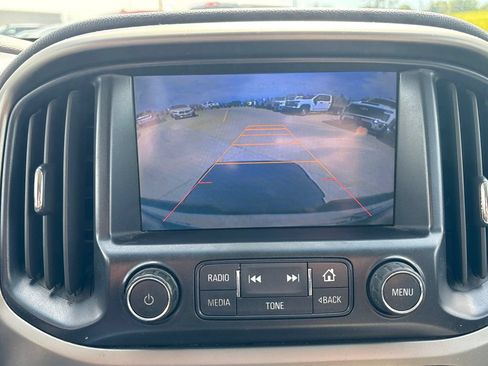 Used 2015 Chevrolet Colorado Z71 AWD/4WD image 35
