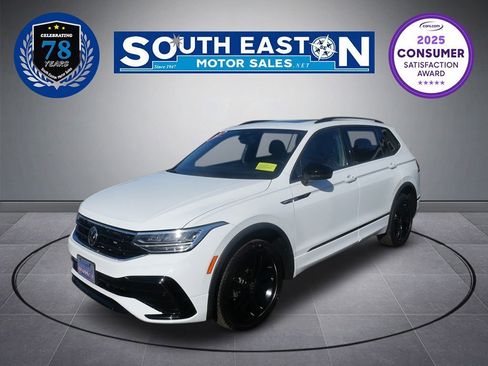 Used 2022 Volkswagen Tiguan SE R-Line image 1
