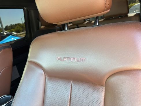 Used 2014 Ford F150 Platinum image 15