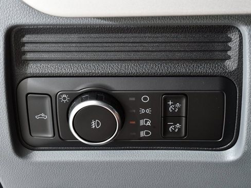 New 2025 Ford F350 XL w/ XL Chrome Package image 32