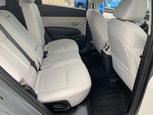 Used 2025 Hyundai Tucson SEL AWD/4WD image 16