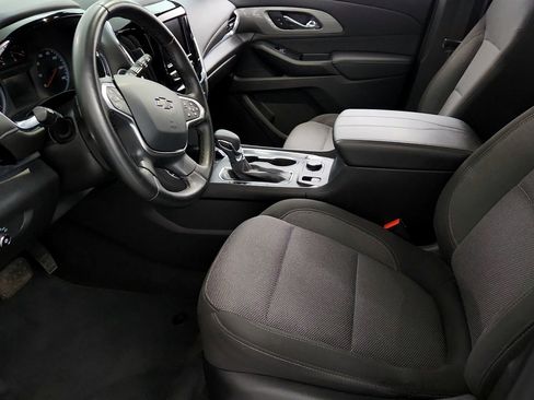 Certified 2023 Chevrolet Traverse LT w/ Midnight/Sport Edition FWD image 18