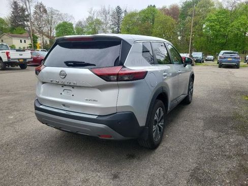 Used 2022 Nissan Rogue SV AWD/4WD image 6