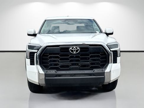 Used 2022 Toyota Tundra SR5 RWD image 8