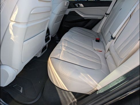 Used 2023 BMW X5 M50i w/ Executive Package image 12