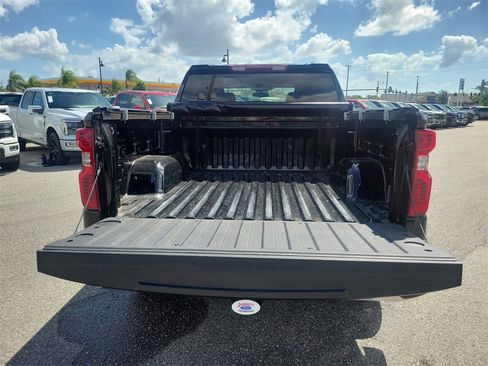 Used 2022 Chevrolet Silverado 1500 LT image 10