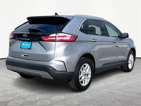 Used 2022 Ford Edge SEL w/ Convenience Package image 6