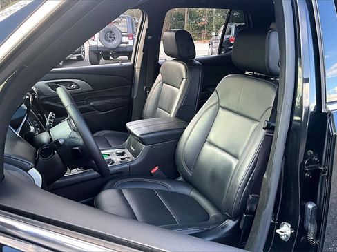 Certified 2022 Chevrolet Traverse LT image 18