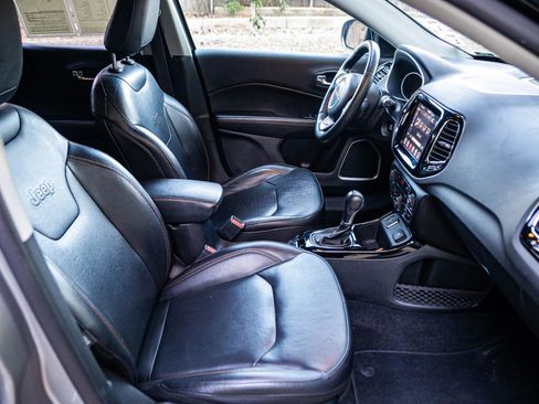 Used 2019 Jeep Compass Limited FWD image 25