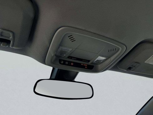 Used 2016 Chevrolet Malibu LT image 34