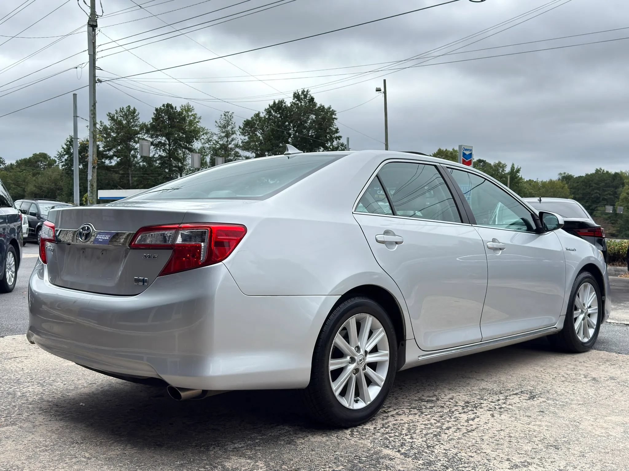 Used 2013 Toyota Camry XLE w/ Leather Pkg FWD image 5