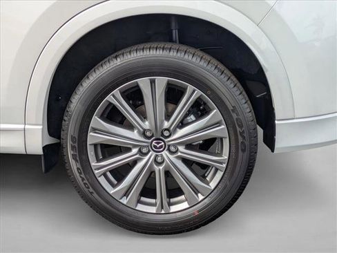 New 2025 MAZDA CX-5 Signature image 9