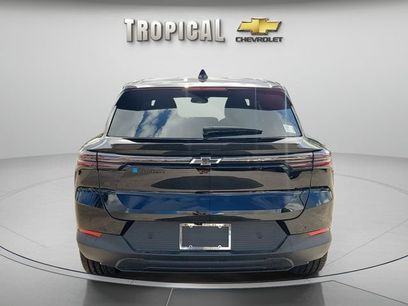 New 2026 Chevrolet Equinox EV LT w/ LPO, Blackout Package