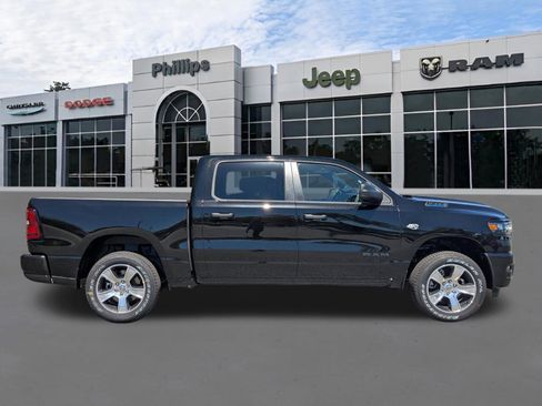 New 2026 RAM 1500 Express image 2