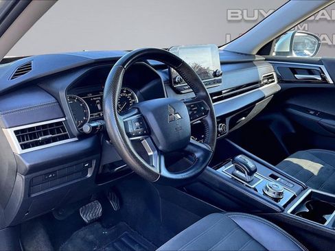 Used 2024 Mitsubishi Outlander SE AWD/4WD image 14
