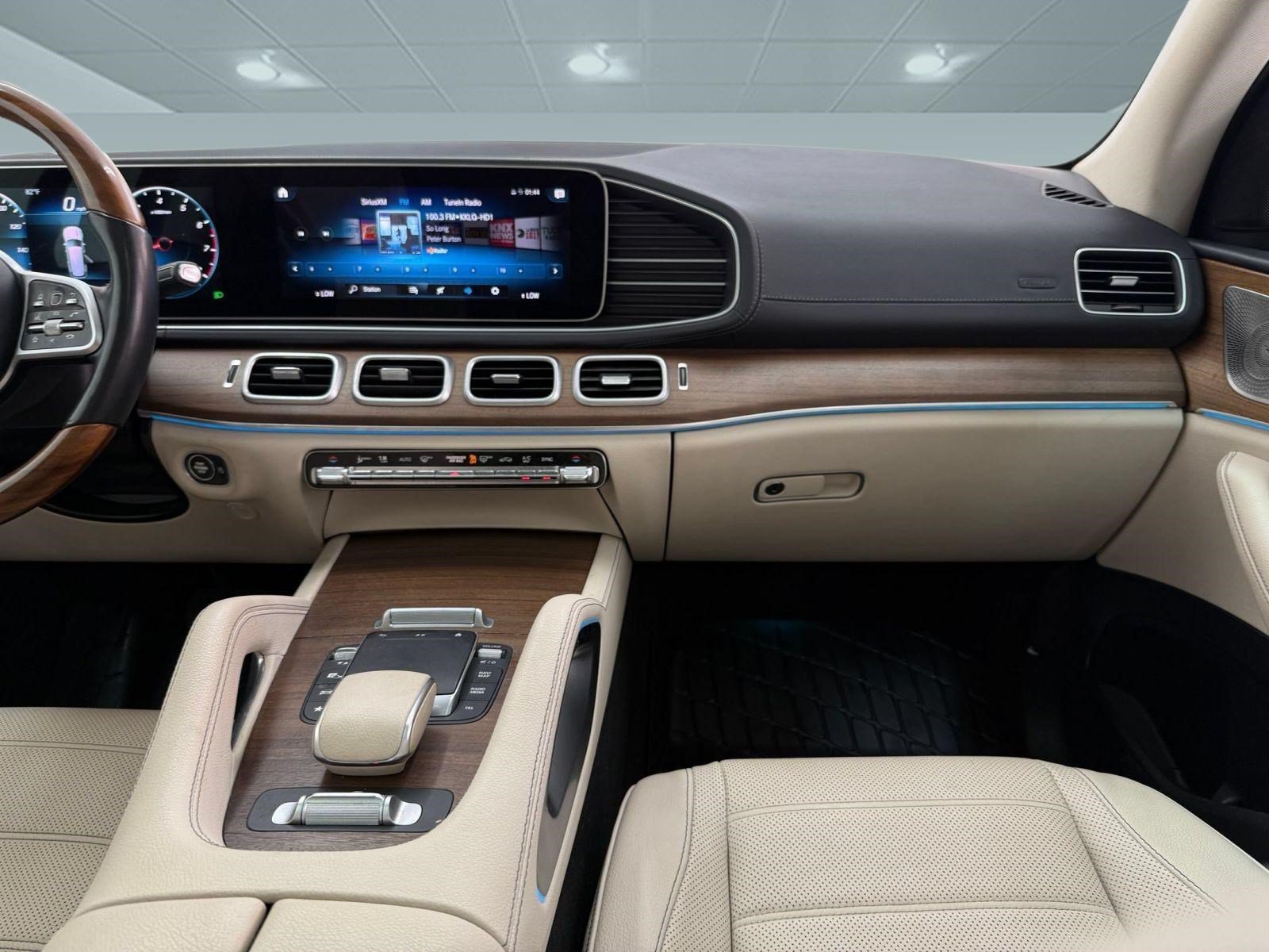 Used 2021 Mercedes-Benz GLS 450 4MATIC image 33