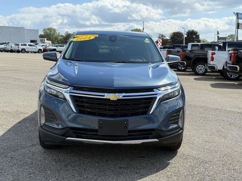 Used 2024 Chevrolet Equinox LT image 3