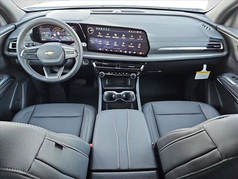 New 2026 Chevrolet Traverse LT w/ Driver Confidence Package FWD image 15