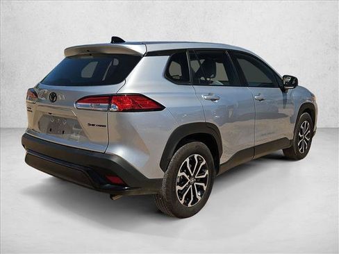 Used 2025 Toyota Corolla Cross AWD Hybrid image 5