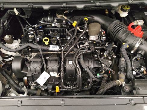 Used 2019 Ford Edge SEL w/ Equipment Group 201A FWD image 30