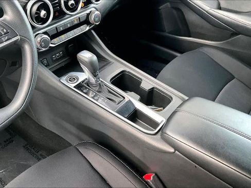 Certified 2024 Nissan Sentra SV FWD image 16