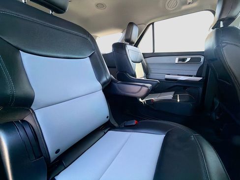 Certified 2023 Ford Explorer XLT w/ Equipment Group 202A image 29