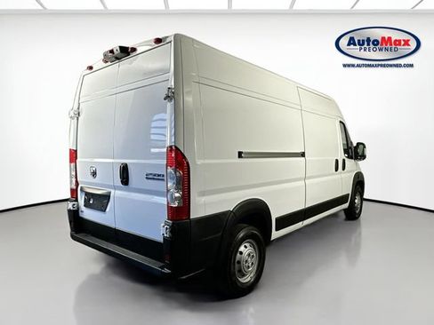 Used 2023 RAM ProMaster 2500 FWD image 2