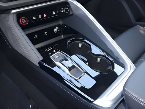 New 2026 Audi SQ5 Premium Plus AWD/4WD image 25