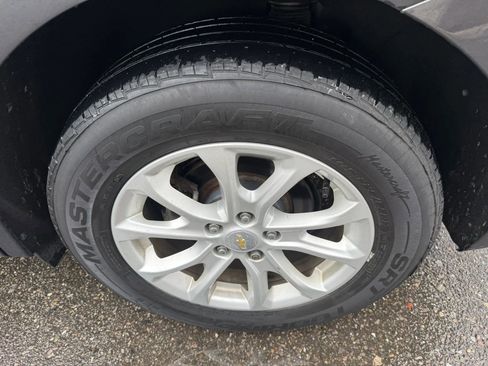 Used 2019 Chevrolet Equinox LT FWD image 10