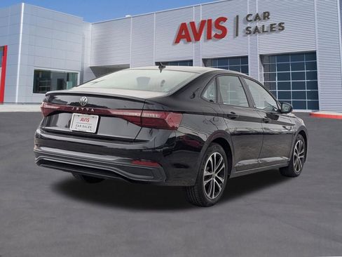 Used 2025 Volkswagen Jetta Sport FWD image 6