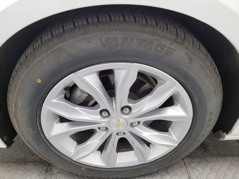 Used 2024 Chevrolet Malibu LT image 31