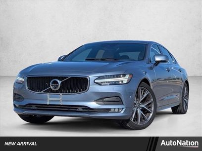 Used 2020 Volvo S90 T6 Momentum
