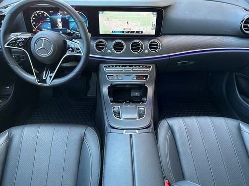 Used 2022 Mercedes-Benz E 350 Sedan image 12