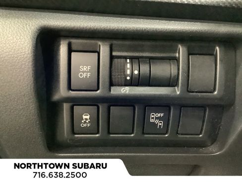 Used 2018 Subaru Crosstrek 2.0i Premium image 22
