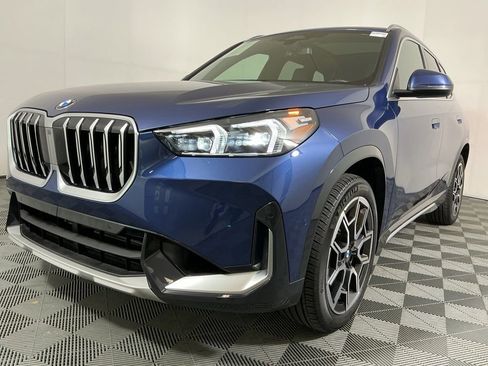 Certified 2025 BMW X1 xDrive28i w/ Convenience Package AWD/4WD image 2