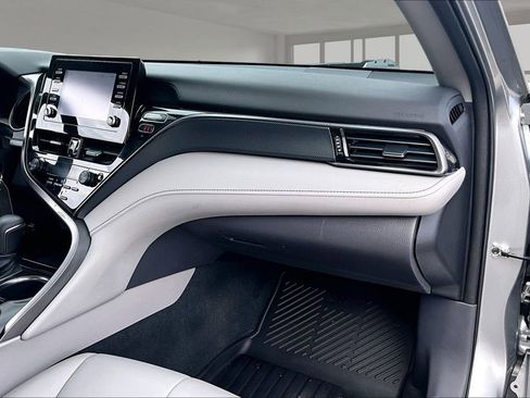 Used 2023 Toyota Camry SE image 26