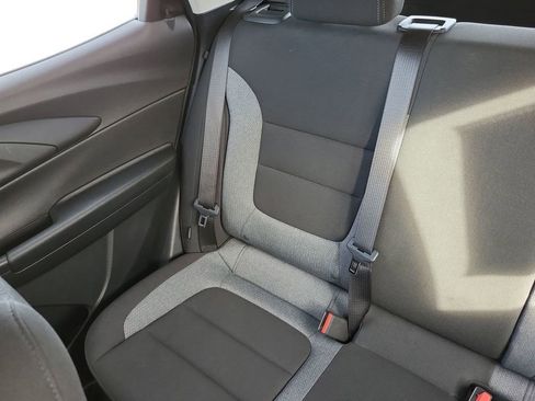 Used 2023 Chevrolet TrailBlazer LS image 12