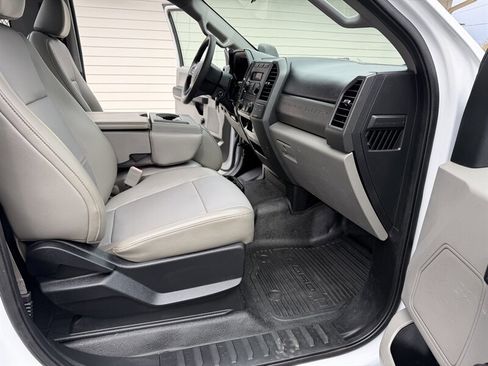 Used 2018 Ford F450 XL image 24