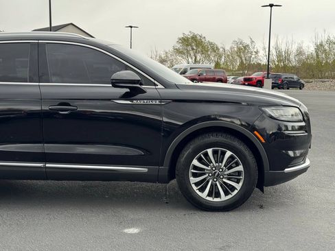 Used 2023 Lincoln Nautilus AWD w/ Premium Package image 13