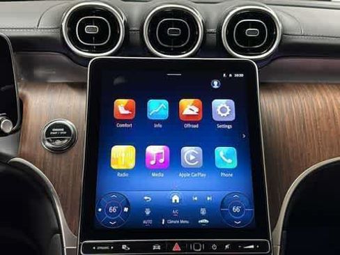 Certified 2026 Mercedes-Benz GLC 300 4MATIC image 19