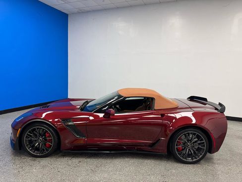 Used 2017 Chevrolet Corvette Z06 w/ Z07 Performance Package RWD image 7