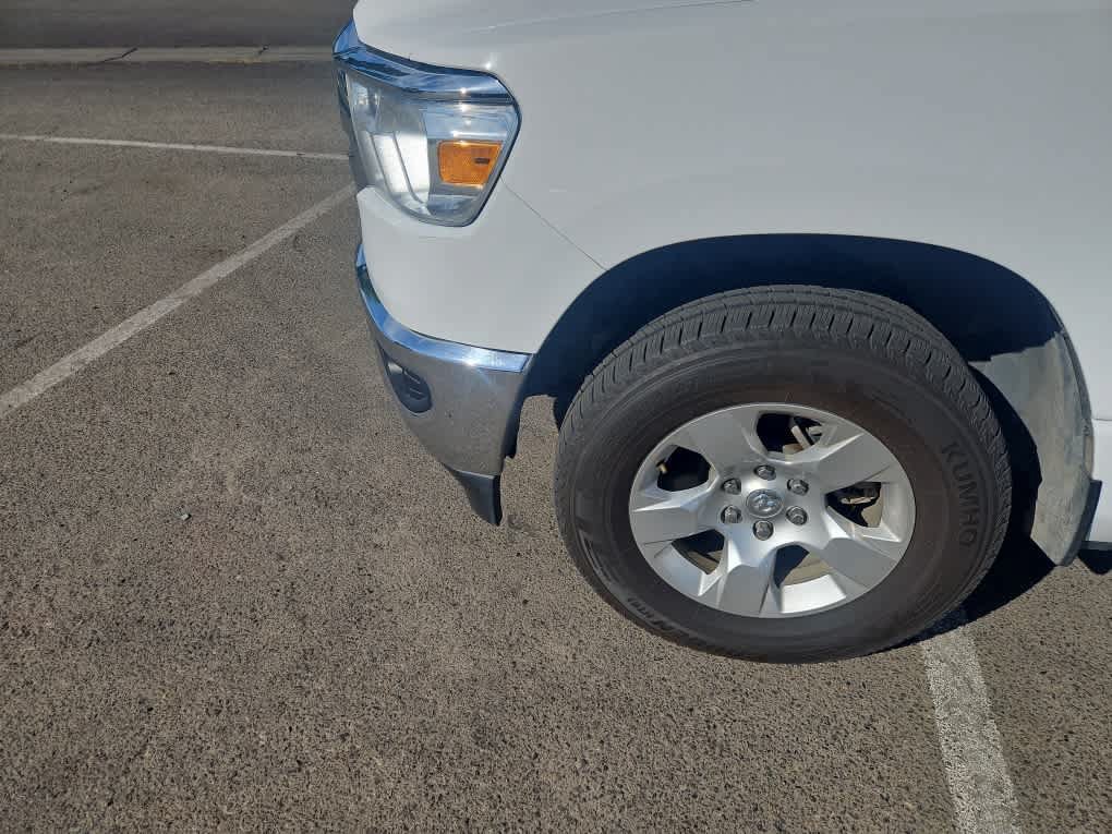 Used 2022 RAM 1500 Big Horn AWD/4WD image 3